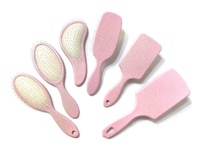 Розовая пластиковая расческа для волос Fancy Paddle