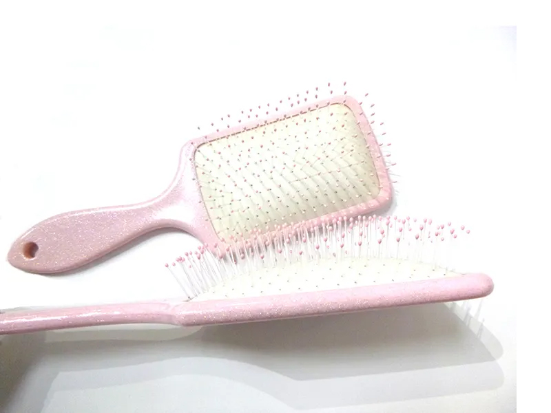 Розовая пластиковая расческа для волос Fancy Paddle