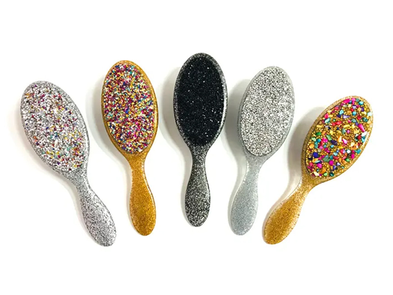 Ювелирные изделия Bling Овальная пластиковая щетка для волос с ручкой